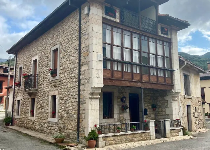 La Casona De Ardines